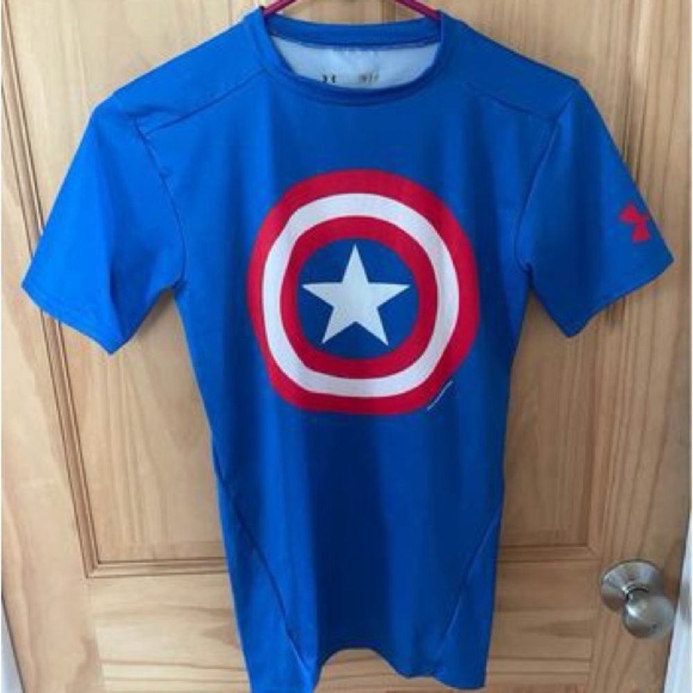 Like new Small Under Armour Captain America Compression Shirt